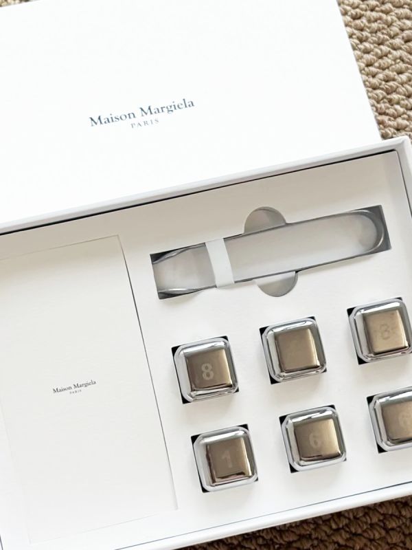  Margiela Ice Stones as Premium Sustainable Corporate Gift in Singapore & Malaysia