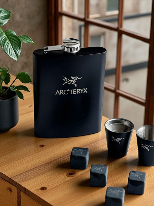  Arc'teryx Glacier Set as Premium Corporate Gift for Adventure Events in Singapore & Malaysia