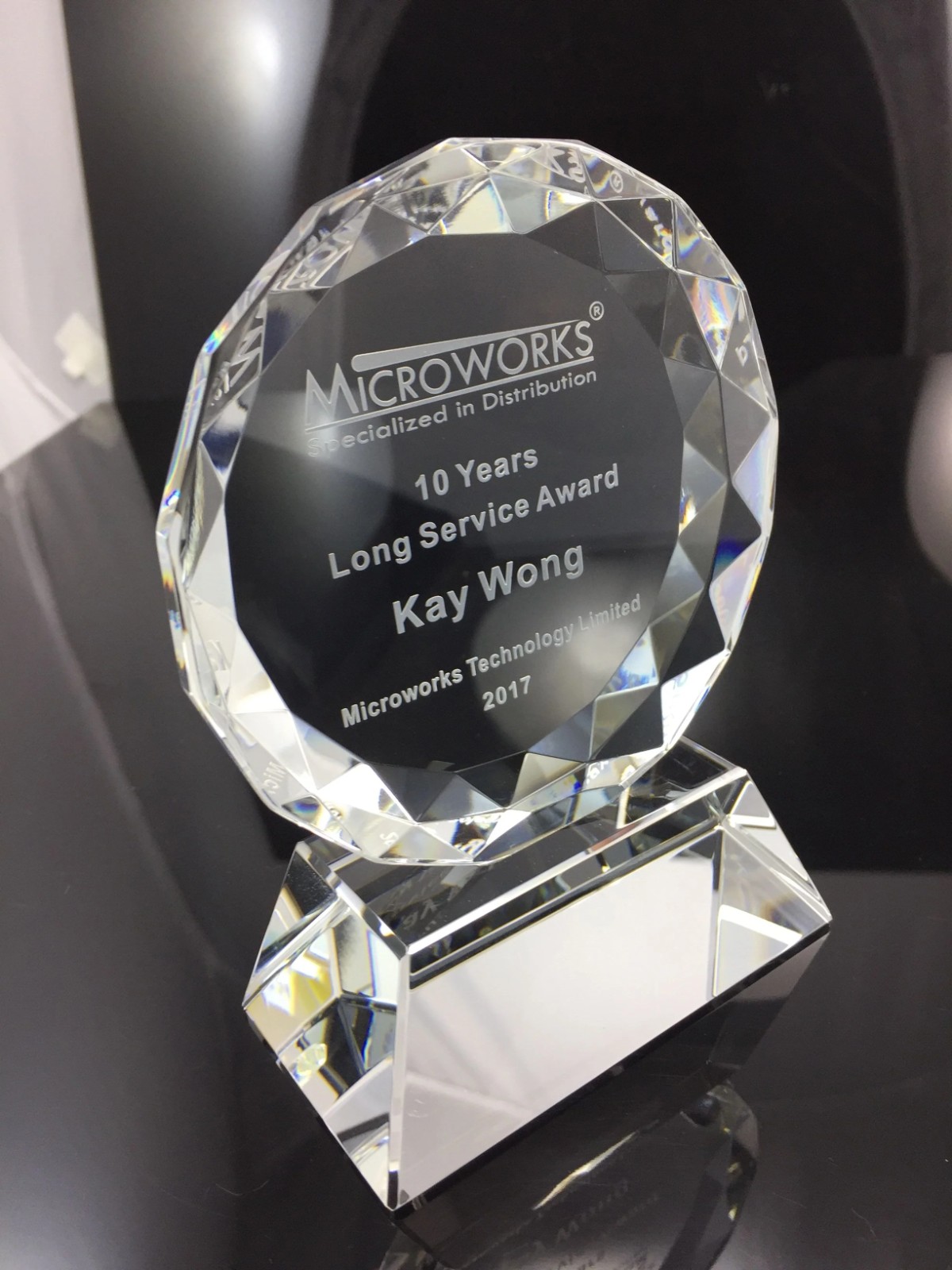  Custom Crystal Trophy Supplier Delivers 180pcs for Malaysia Corporate EventKeywords