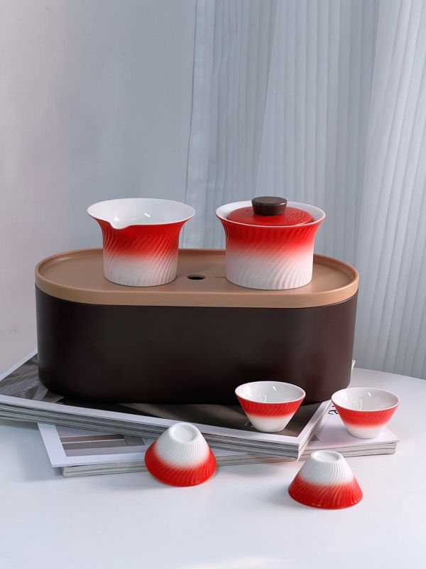 Red Gradient Tea Set Success in Malaysia and Vietnam